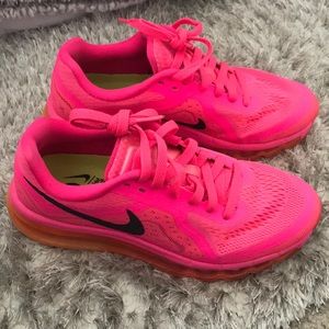 AirMax women’s 7